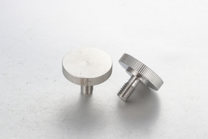 Tornillos cautivos moleteados de cabeza plana grande de acero inoxidable RNCB